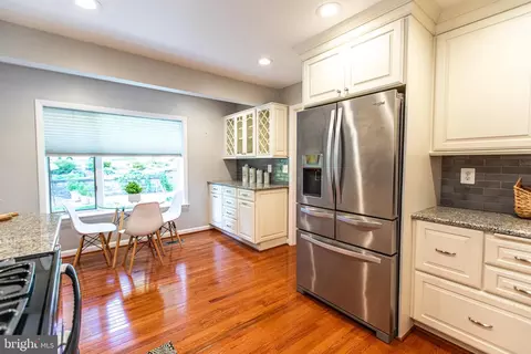 Kitchen - 3 Beech Leaf Ct #29, Towson, MD 21286 photo 3 of 5