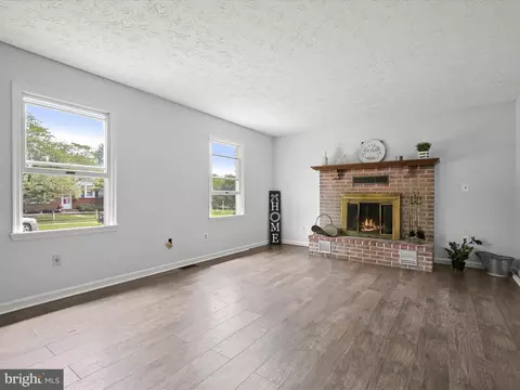 5220 Dewitt Rd, Halethorpe, MD 21227 photo 11