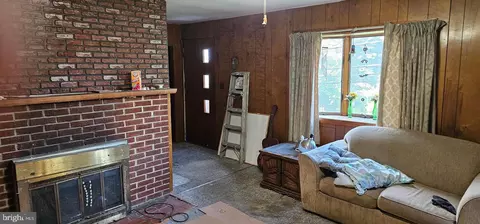 910 Northpoint Rd, Baltimore, MD 21224 photo 11