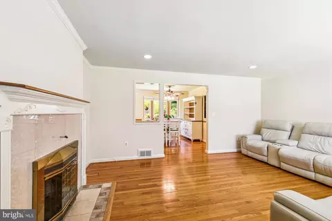 6716 Queens Ferry Rd, Baltimore, MD 21239 photo 6