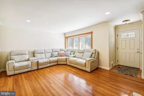 6716 Queens Ferry Rd, Baltimore, MD 21239 photo 5