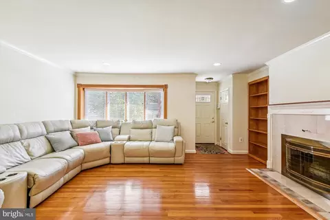 6716 Queens Ferry Rd, Baltimore, MD 21239 photo 4