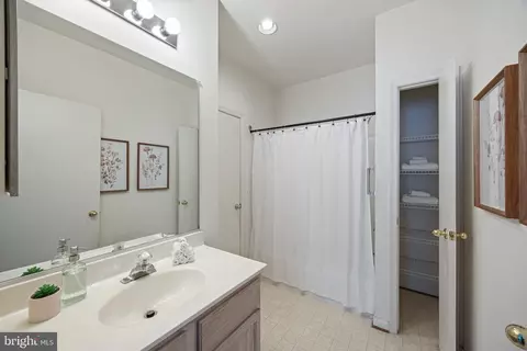 7210 Bogley Rd #202, Windsor Mill, MD 21244 photo 17