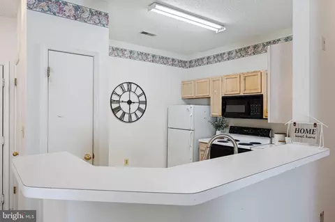 7210 Bogley Rd #202, Windsor Mill, MD 21244 photo 12