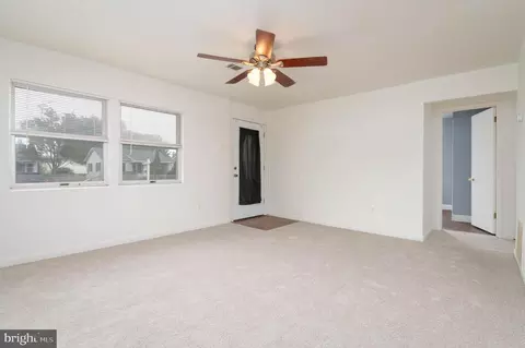 20 Helicopter Dr, Middle River, MD 21220 photo 6