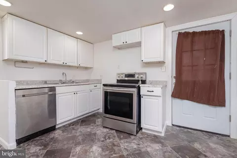 20 Helicopter Dr, Middle River, MD 21220 photo 12