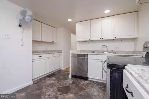 20 Helicopter Dr, Middle River, MD 21220 photo 11