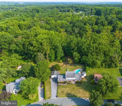 8019 Yellowstone Rd, Kingsville, MD 21087