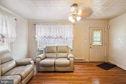 4400 Highview Ave, Baltimore, MD 21229 photo 7