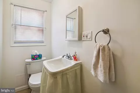 4400 Highview Ave, Baltimore, MD 21229 photo 16