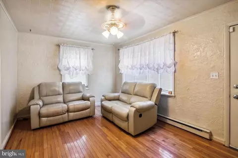 4400 Highview Ave, Baltimore, MD 21229 photo 8
