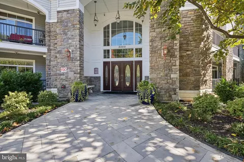 3000 Stone Cliff Dr #204, Baltimore, MD 21209