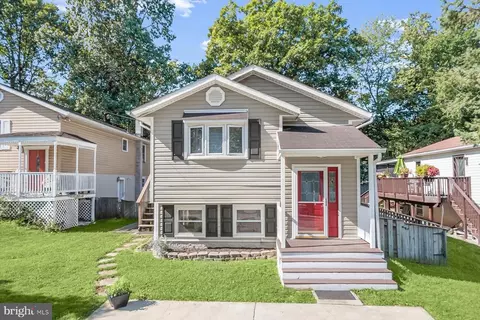 6045 B Cecil Ave, Gwynn Oak, MD 21207