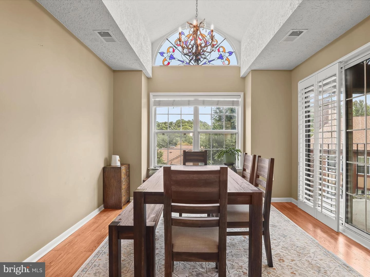 Dining - 6927 Clearwind Ct #C, Baltimore, MD 21209 photo 2 of 4