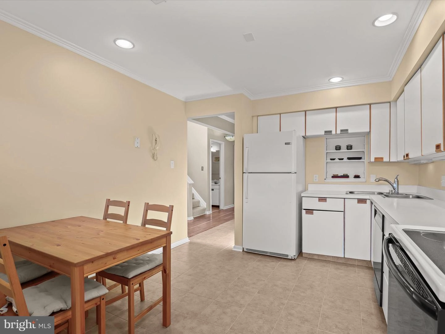 Kitchen - 6927 Clearwind Ct #C, Baltimore, MD 21209 photo 4 of 4