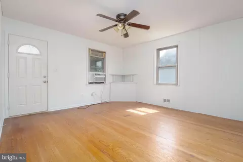 7623 Cedar Rd, Dundalk, MD 21222 photo 3