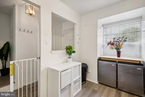 2309 Kevsway Ct, Windsor Mill, MD 21244 photo 3