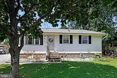 2010 Middleborough Rd, Essex, MD 21221