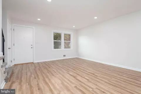 605 Kingston Rd, Middle River, MD 21220 photo 5