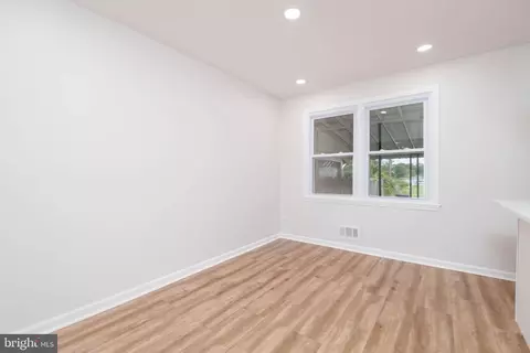 605 Kingston Rd, Middle River, MD 21220 photo 8