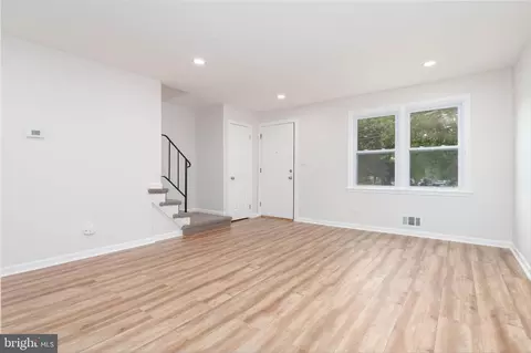605 Kingston Rd, Middle River, MD 21220 photo 4