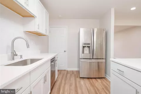 605 Kingston Rd, Middle River, MD 21220 photo 11