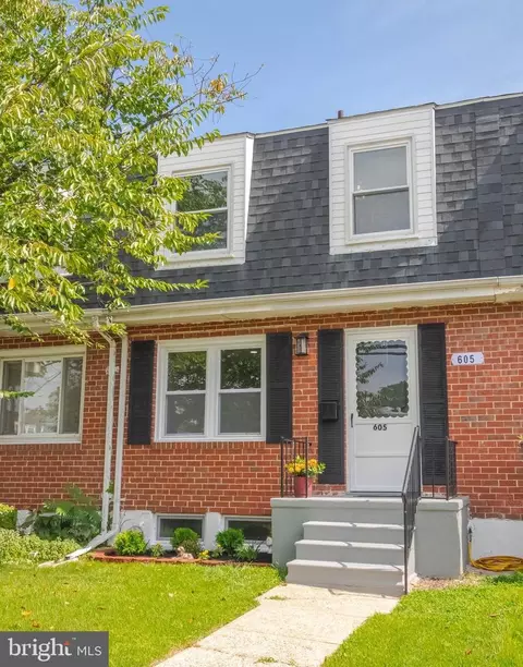 605 Kingston Rd, Middle River, MD 21220 photo 2