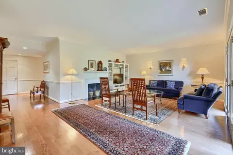 7 Devon Hill Rd #A6, Baltimore, MD 21210 photo 6
