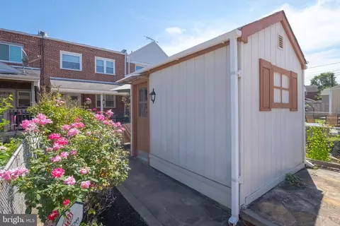Exterior - 2209 Searles Rd, Dundalk, MD 21222 photo 3 of 9
