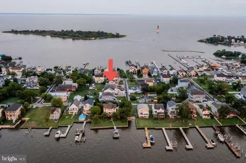 2807 3rd St, Sparrows Point, MD 21219 photo 2