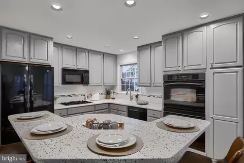 2807 3rd St, Sparrows Point, MD 21219 photo 6