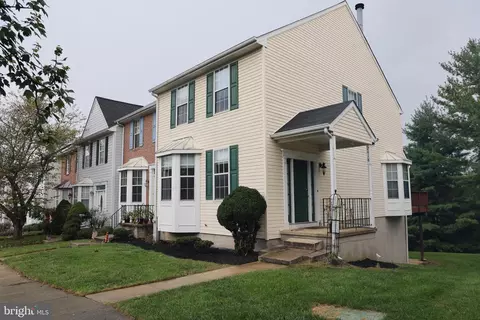 2418 Quilting Bee Rd, Catonsville, MD 21228