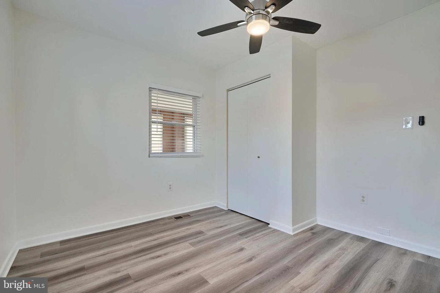 Bedroom - 706 Middle River Rd, Middle River, MD 21220 photo 2 of 3
