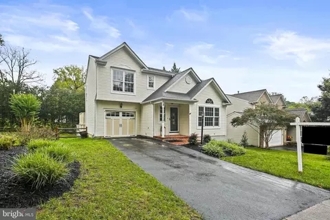 8 Coopers Run Ct, Ellicott City, MD 21043