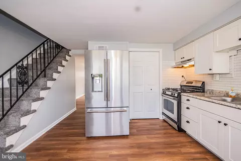 Entry Way - 3217 Bero Rd, Halethorpe, MD 21227 photo 1 of 5