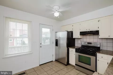 8007 Wallace Rd, Dundalk, MD 21222 photo 2