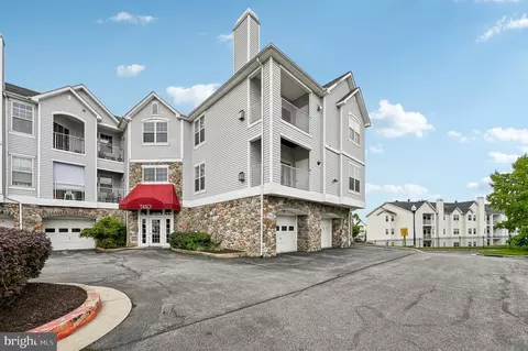 7410 Hindon Cir #B2-201, Windsor Mill, MD 21244