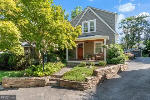 4 Lombardy Pl, Towson, MD 21204