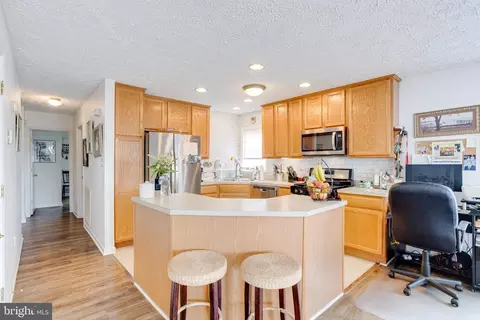 Kitchen - 1013 Cold Spring Rd, Middle River, MD 21220 photo 6 of 7