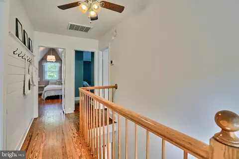 Entry Way - 725 Dunkirk Rd, Baltimore, MD 21212 photo 1 of 1
