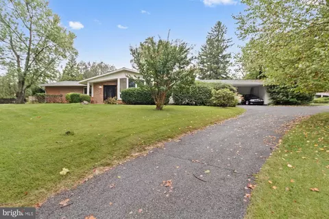 3428 Janellen Dr, Pikesville, MD 21208