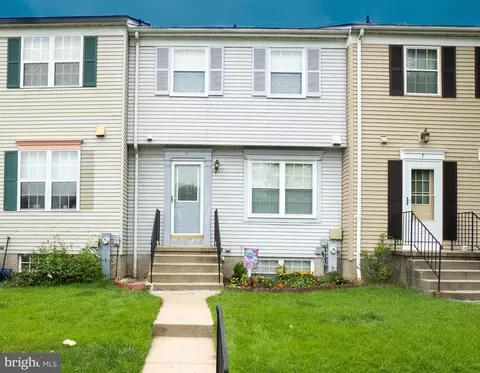 5 Demarest Ct, Parkville, MD 21234