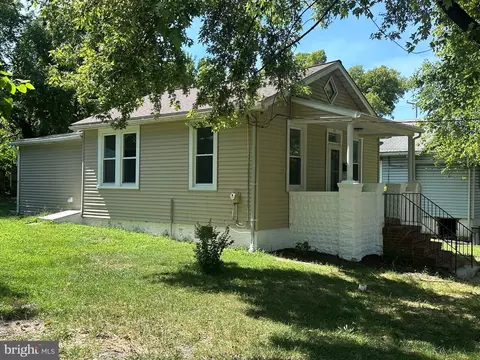 Exterior - 21 Hazel Ave, Halethorpe, MD 21227 photo 4 of 4