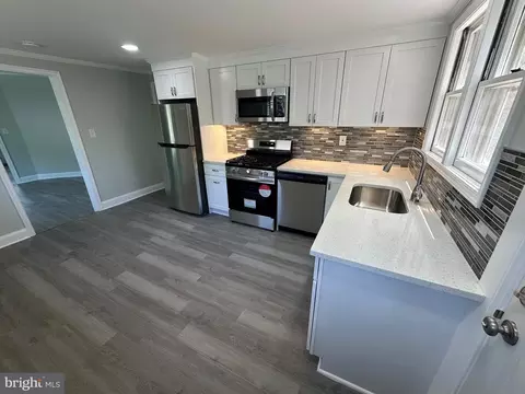 Kitchen - 21 Hazel Ave, Halethorpe, MD 21227 photo 2 of 5