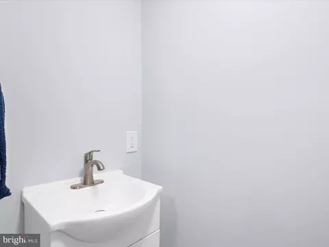 15 Ramsgate Ct, Halethorpe, MD 21227 photo 39