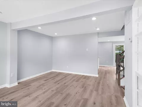 15 Ramsgate Ct, Halethorpe, MD 21227 photo 5