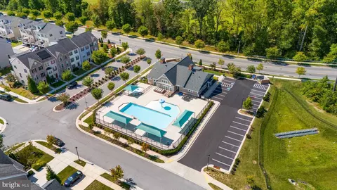 View/Area - 910 Morgan Run Rd, Middle River, MD 21220 photo 4 of 5