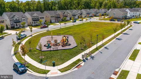 View/Area - 910 Morgan Run Rd, Middle River, MD 21220 photo 2 of 5