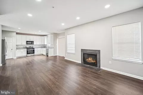 602 Tinker Rd, Middle River, MD 21220 photo 5