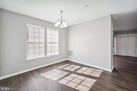 602 Tinker Rd, Middle River, MD 21220 photo 2